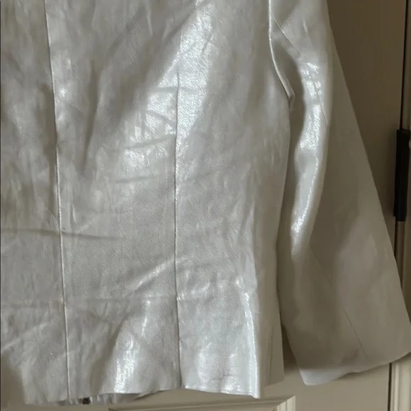 Vince Camuto Women's White Jacket Size 8 EUC - Picture 13 of 14